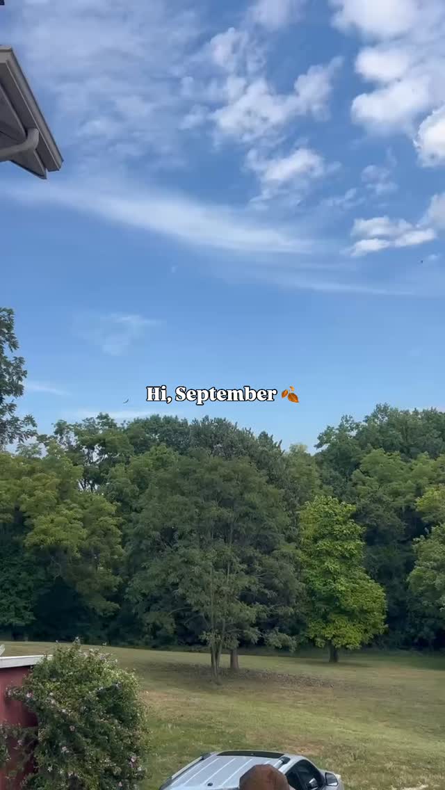 Hi September 👋🍂 

I’m so ready for crisp mornings, cozy nights, and slowing down a little as the seasons change. 

Who else is here for it?

#natashashealthyliving #mompreneur #healthyliving #momlife #September’s #newbeginnings #newmonth