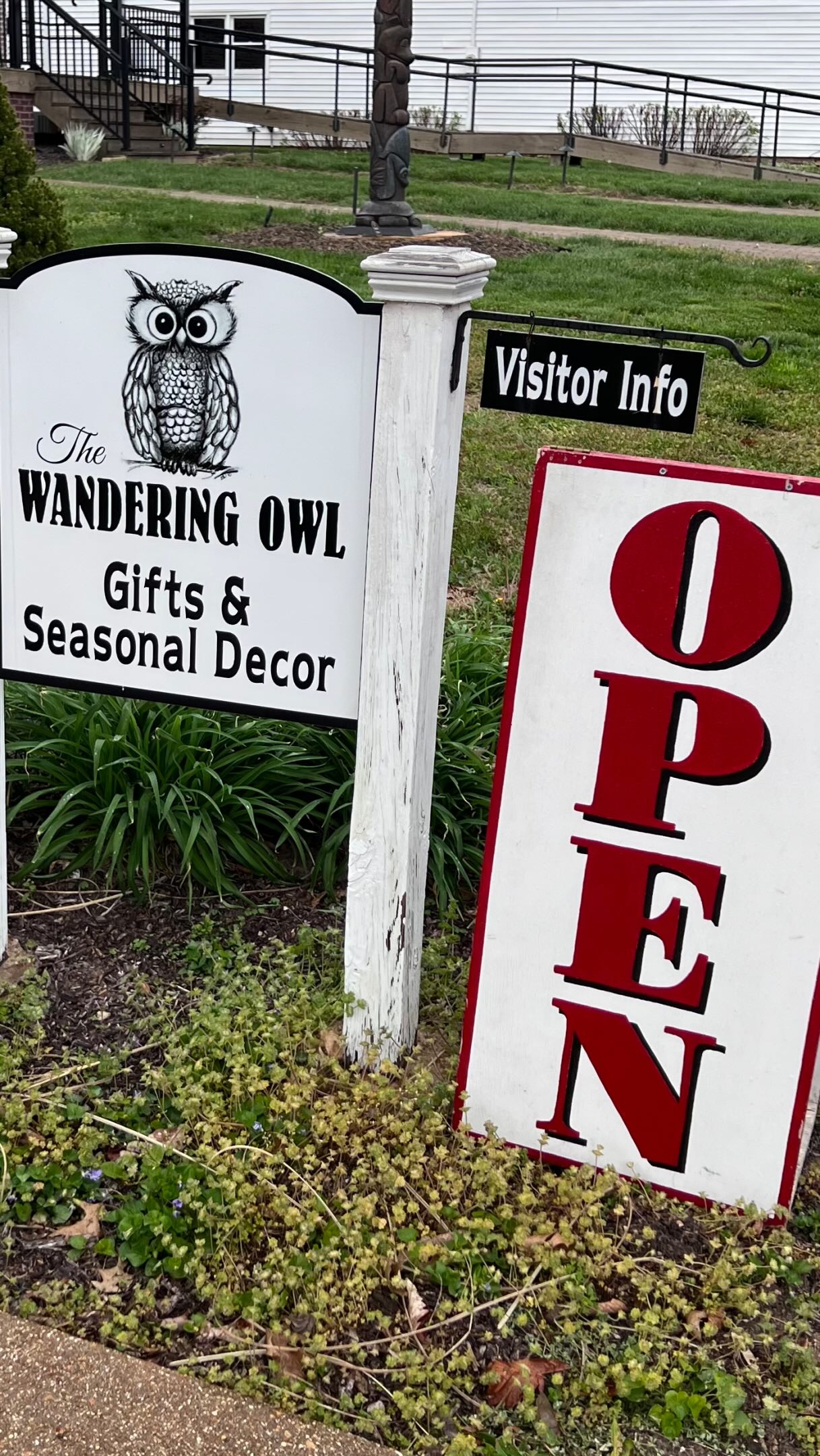 The Wandering Owl is now Open!  After a little winter rest, everything is fresh and new!  Come check it out this weekend and every weekend.  What goodies caught your eye?
Fri 10-6
Sat 10-6
Sun 10-5
#shoplocal #augustamo #winecountryfun