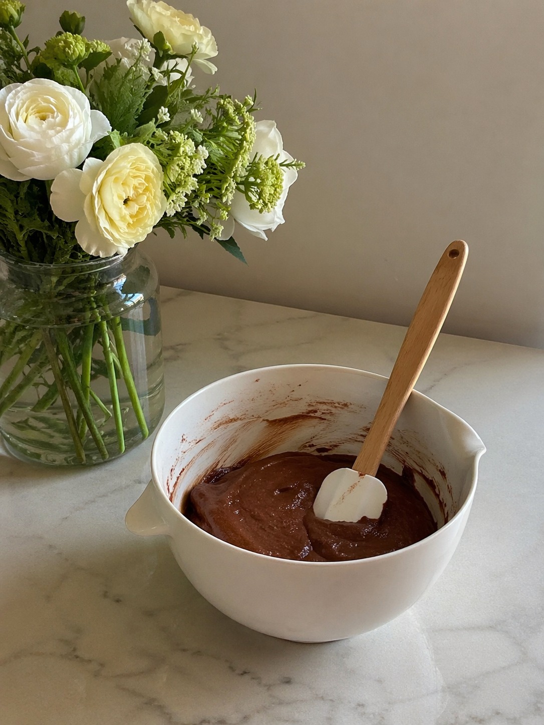 This weekend was one of those simple, full-in-the-best-way kind of weekends 💛

I did a lot of cooking and baking, spent some time in my planner setting up a new weekly layout, and we kept our usual Friday date night at our favorite Mexican spot. My daughter had a couple fun outings with friends, and overall it just felt… calm.
Nothing big. Just good.

And honestly, I think that’s what helps our home run the best — not big cleaning days or complicated systems, but small, steady rhythms.

That’s actually what I shared in one of my last videos:
✨ How I Keep My Home Running (Without Cleaning All Day)

It’s the 5 simple daily habits I come back to again and again — especially in busy seasons like this one.

Because right now, I’m really focused on finishing a couple big projects before school gets out, and I don’t have time to be cleaning all day.

If you’ve been feeling a little behind at home or just want something that feels more doable, I think this will really encourage you.

Check out my YouTube channel!