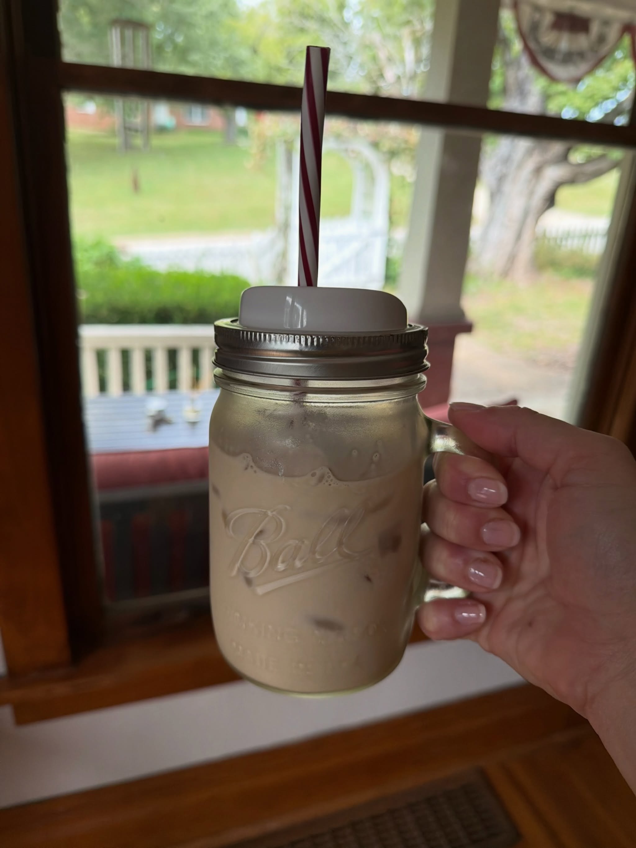Afternoon iced coffee + a little time back in my home office. ☕️🧊

I’m finishing up the October Peaceful Home Member Printable, and this month we’re focusing on getting a little more prepared for the holidays — so we can enjoy the season without feeling like we’re scrambling to do everything at once.

A little planning, a few baby steps, and hopefully a whole lot more peace. ❤️

Now back to my iced coffee and my to-do list!